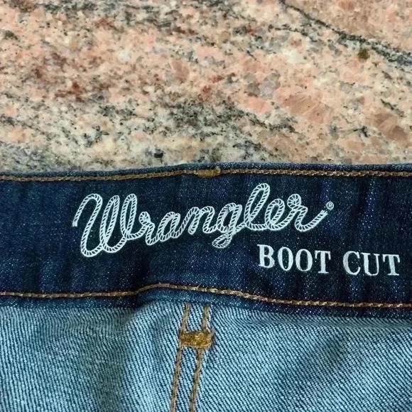 Wrangler boot cut. Spring/ summer season  start - Picture 4 of 5